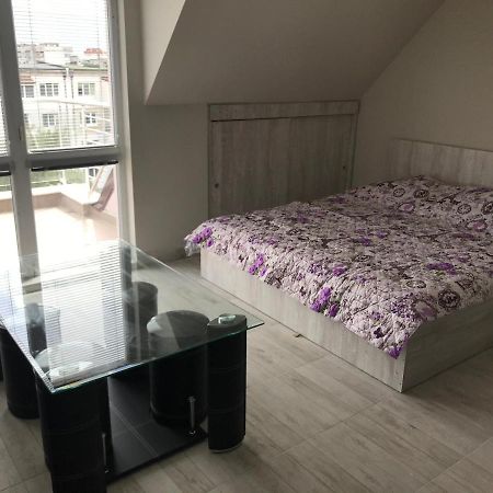 North Park Suite София Екстериор снимка